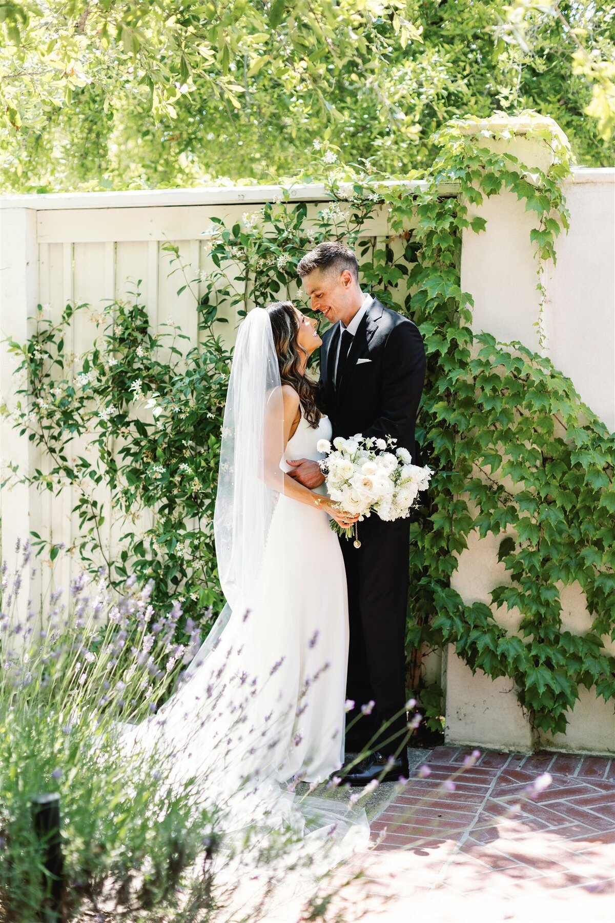 viansa-wedding-sonoma-emma-taylor-ashley-carlascio-photography-0510