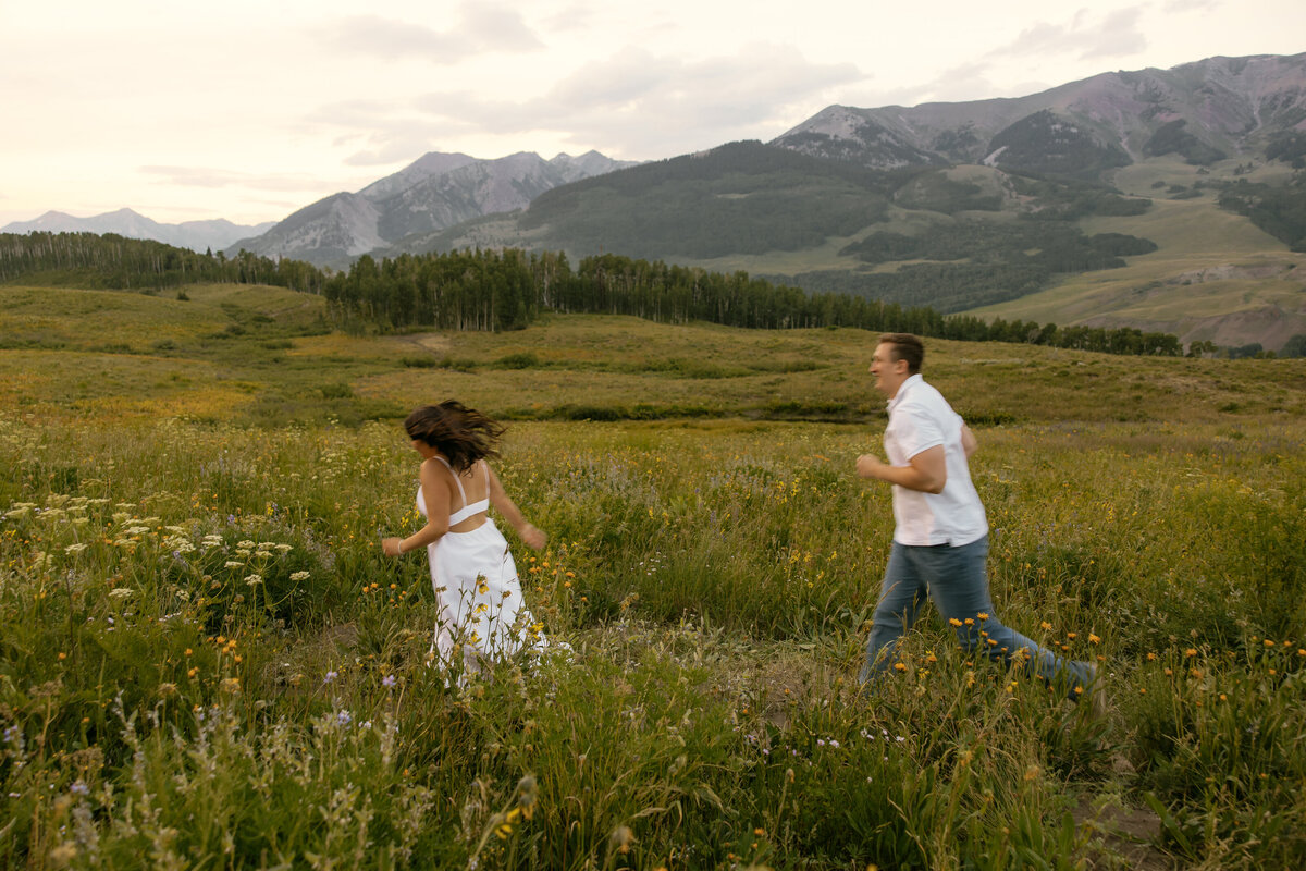 Abigail Anne Photography Colorado and Chicago Wedding and Couples Photographer — Portfolio Featured Story — Emily and Kayne's Engagement 70
