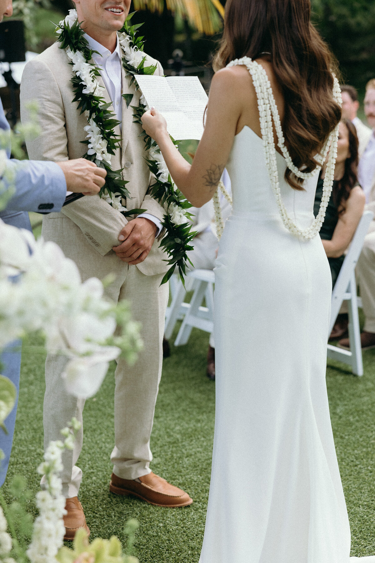 linapricephotography-wedding-ceremony-at-kualoa-ranch-hawaii-oahu.jpg-2377