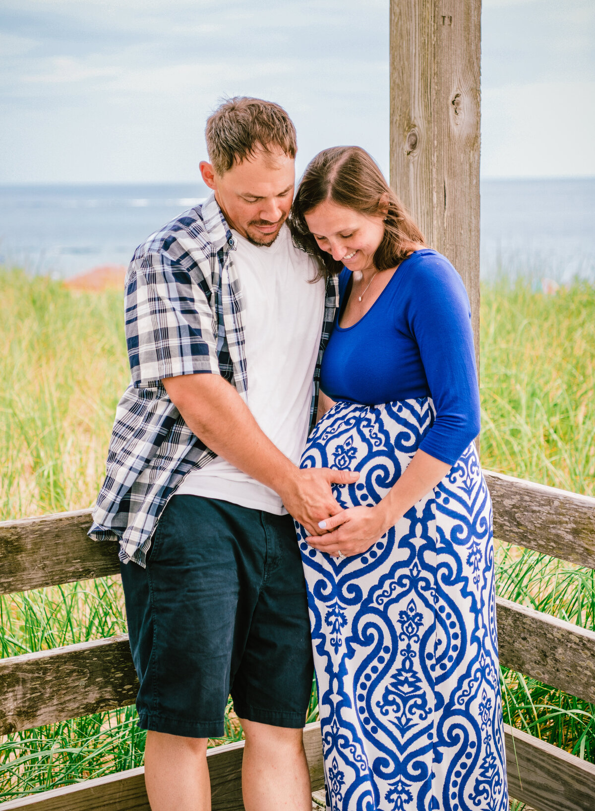salisbury-beach-state-reservation-maternity-session-3
