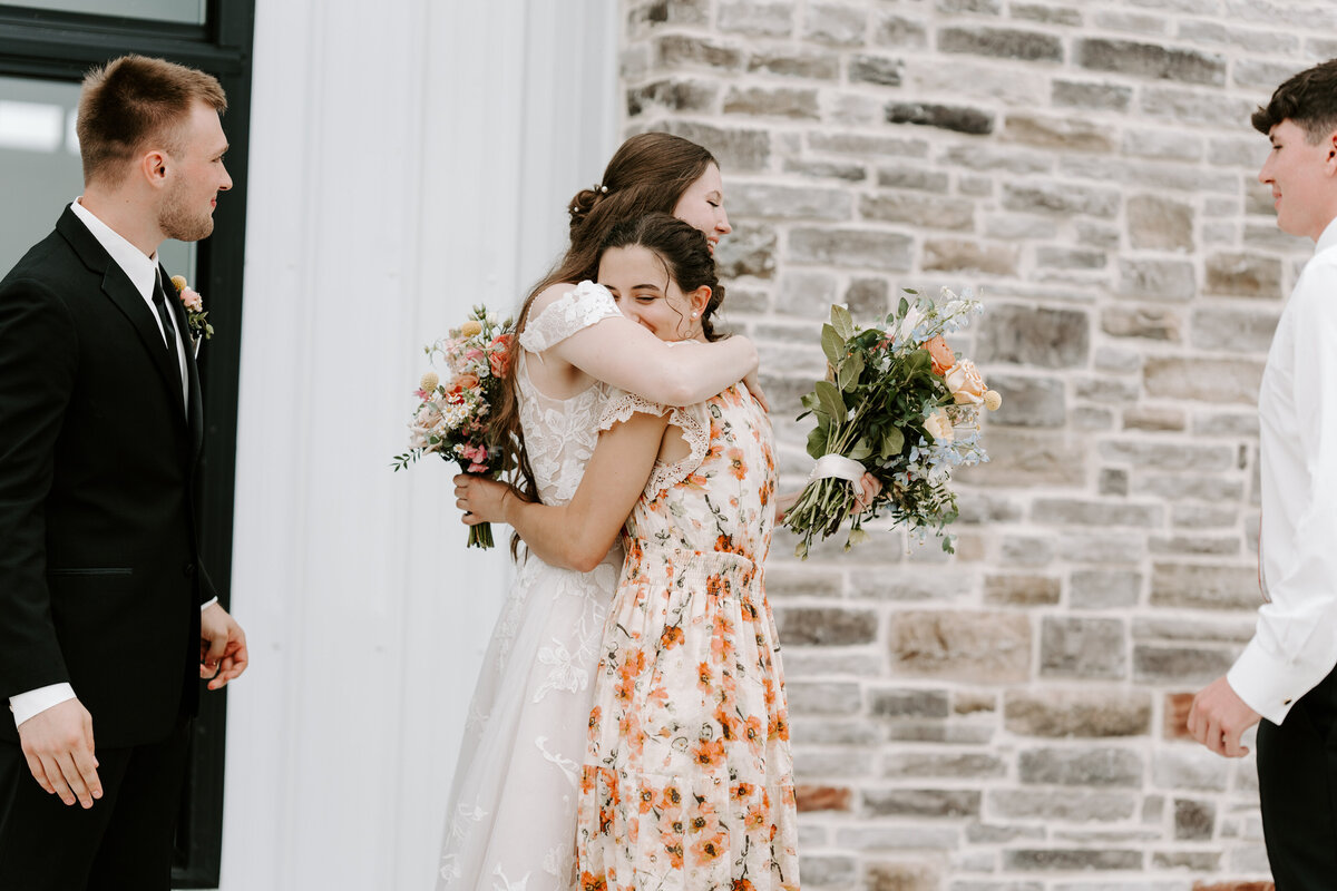 kraber-the-gathering-grounds-iowa-wedding-122