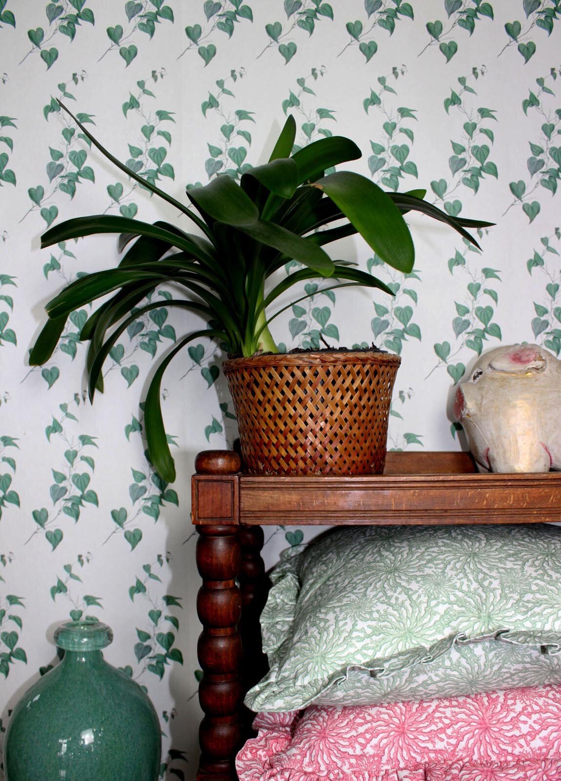 Milola Design - Vines wallpaper with Coral Haze cushion