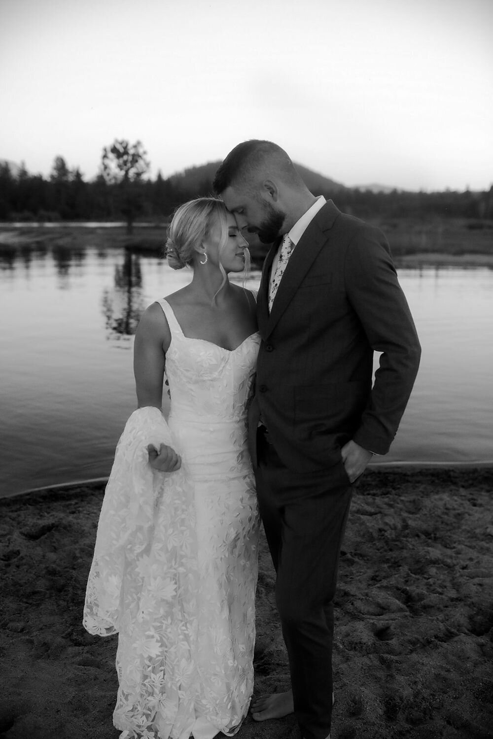 Haley + Taylor South Lake Tahoe Backyard Beach Elopement9