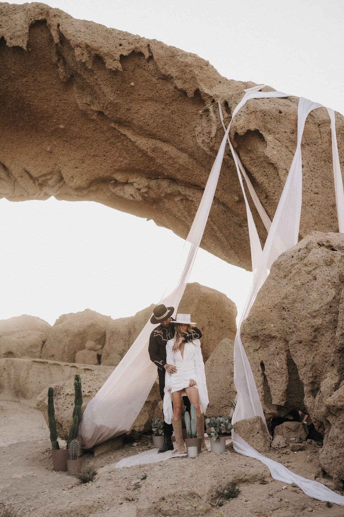 05005-Lisa Roeder Photography - Tenerife Elopement
