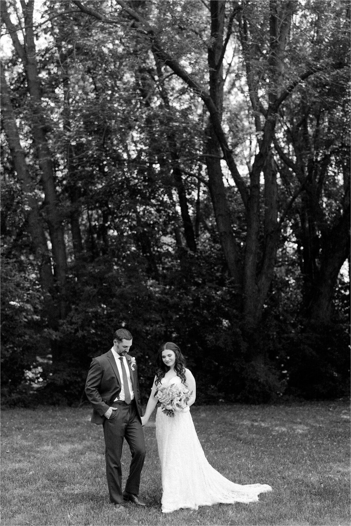 Minneapolis-Wedding-Photorgraphers-3222