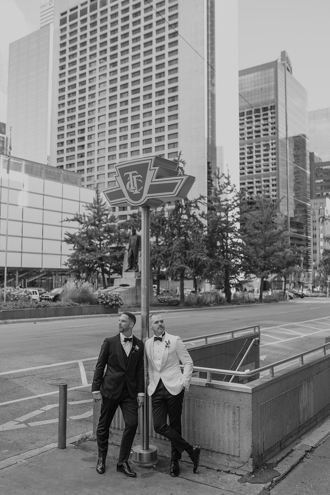 toront-university-club-lbtq+-wedding-couples-session-queer-positive-all-love-downtown-toronto-218