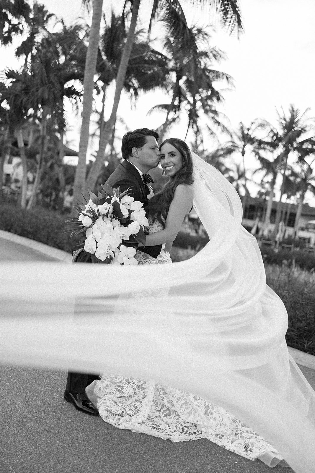 8. Newly Weds_SunnyLeePhoto-21