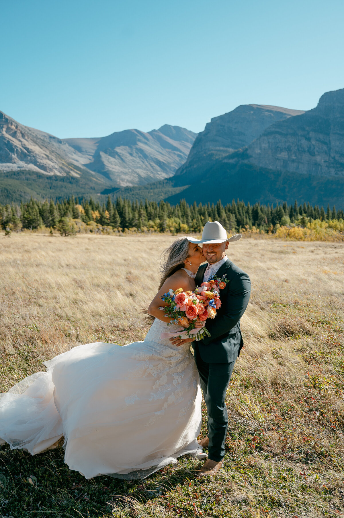 presley-gray-photo-boho-glacier-park-elopement-7455