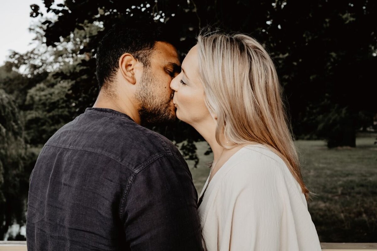 Koppelshoot met liefdes foto's in Ede
