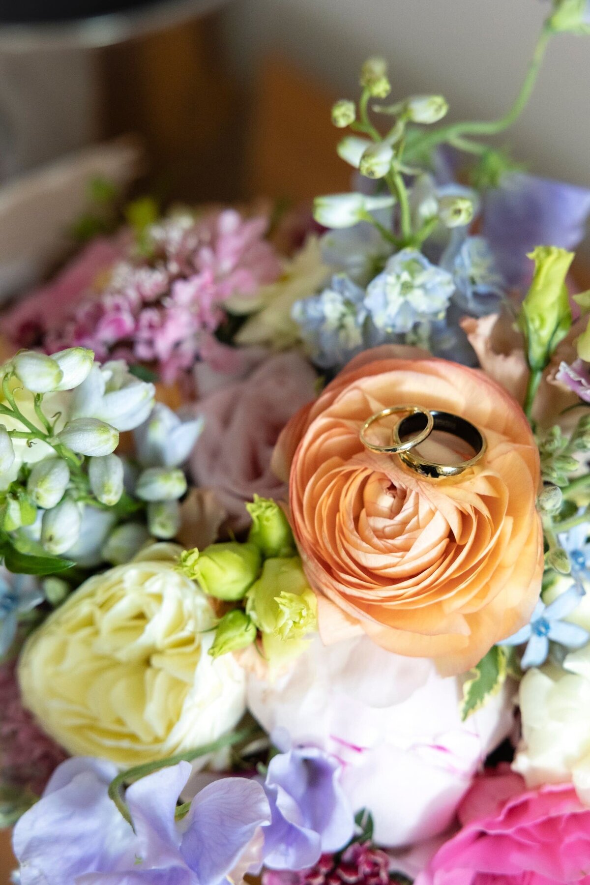 pastel-bridal-bouquet-french-wedding5