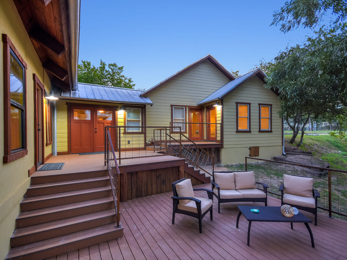 Outdoor living area with exterior seating and coffee table