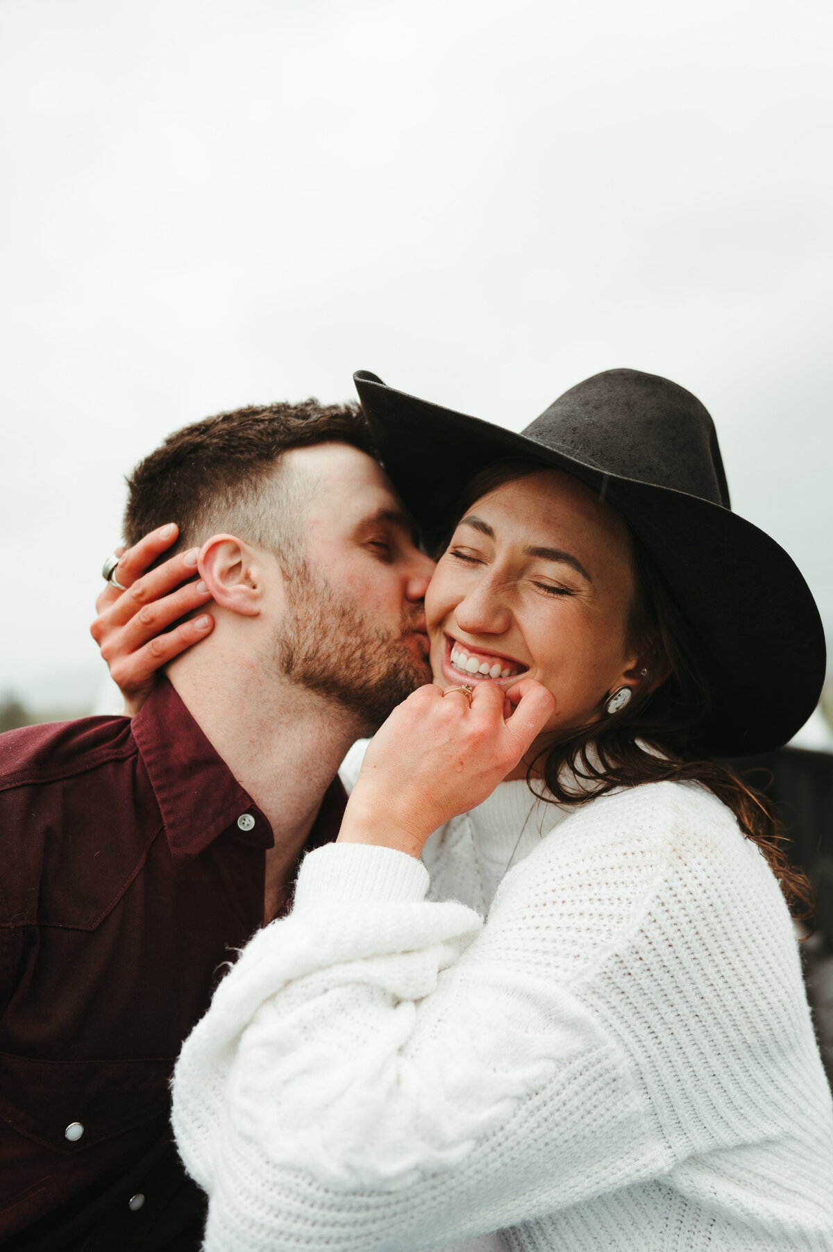 presley-gray-photo-montana-western-style-engagement-4033