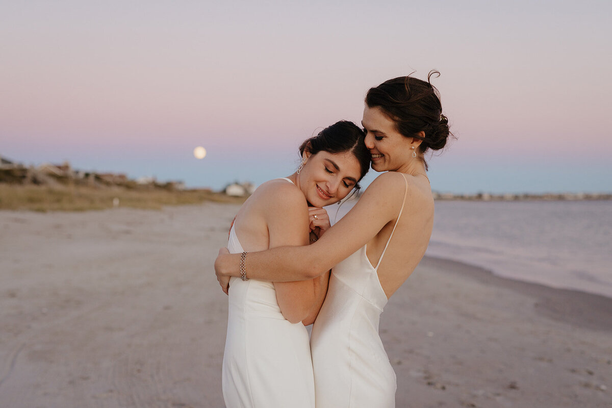 Lesbian-LGBTQ-Queer-Rhode-Island-Wedding-03551