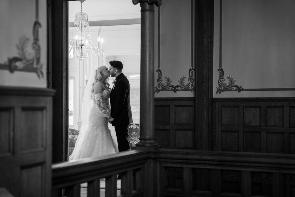 Colorado-Wedding-Photographer-Romantic-Mountain-Wildflower-Weddings-21