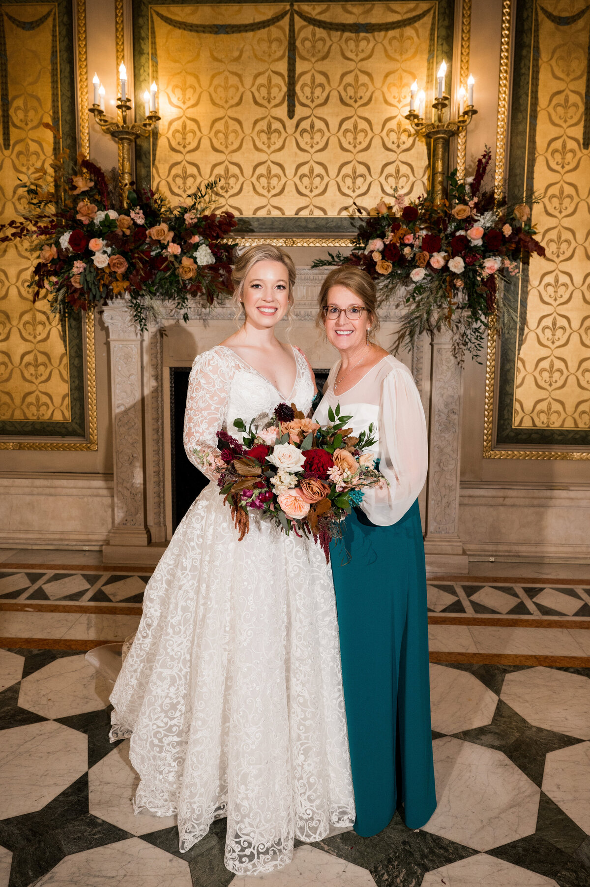 bride and mom at carnegie museum