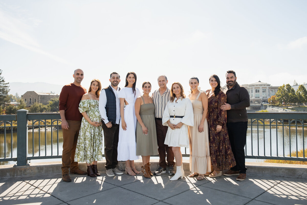 Alison Renee Photography takes a beautiful overlook photo in wine country, california