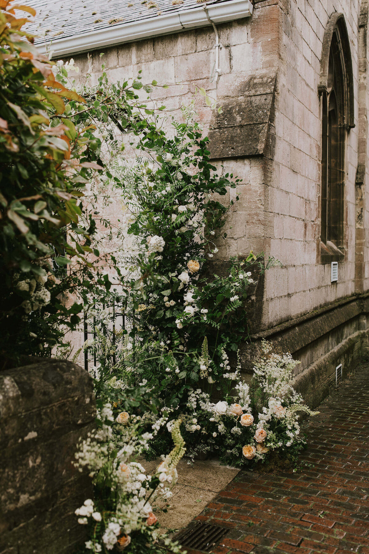 came house wedding florist12