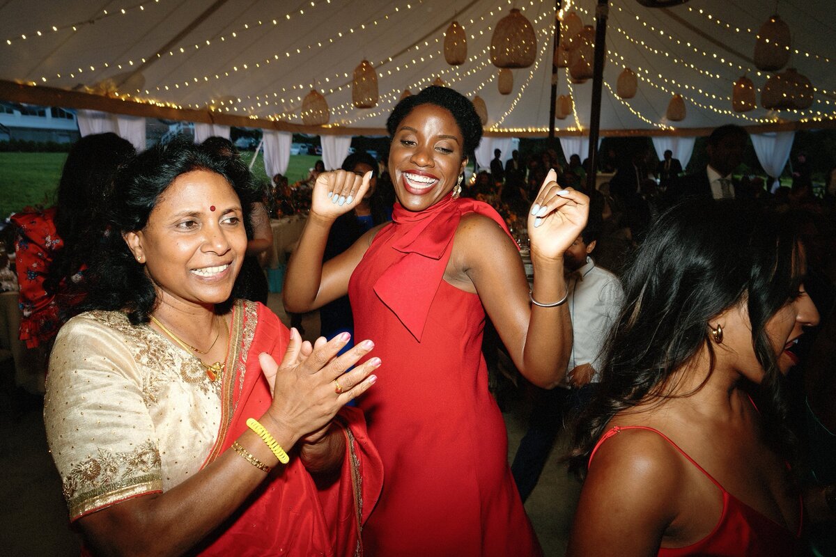 Shepherds_Run_Rhode_Island_Wedding_LevKuperman_081