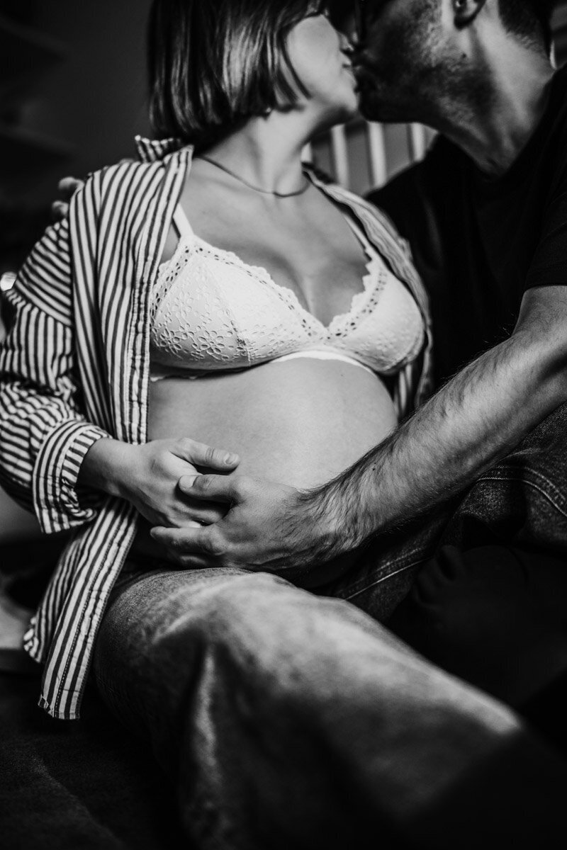 in-home-lifestyle-maternity-portland-oregon-natalie-broders-07