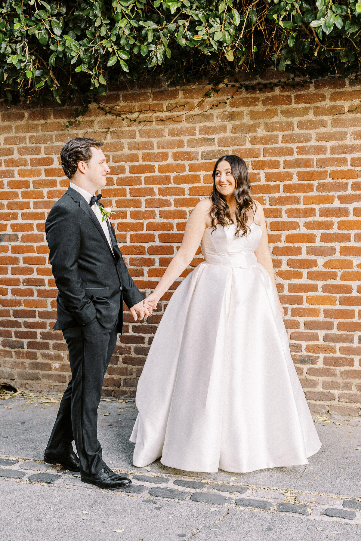 downtown-sacramento-firehouse-wedding-052