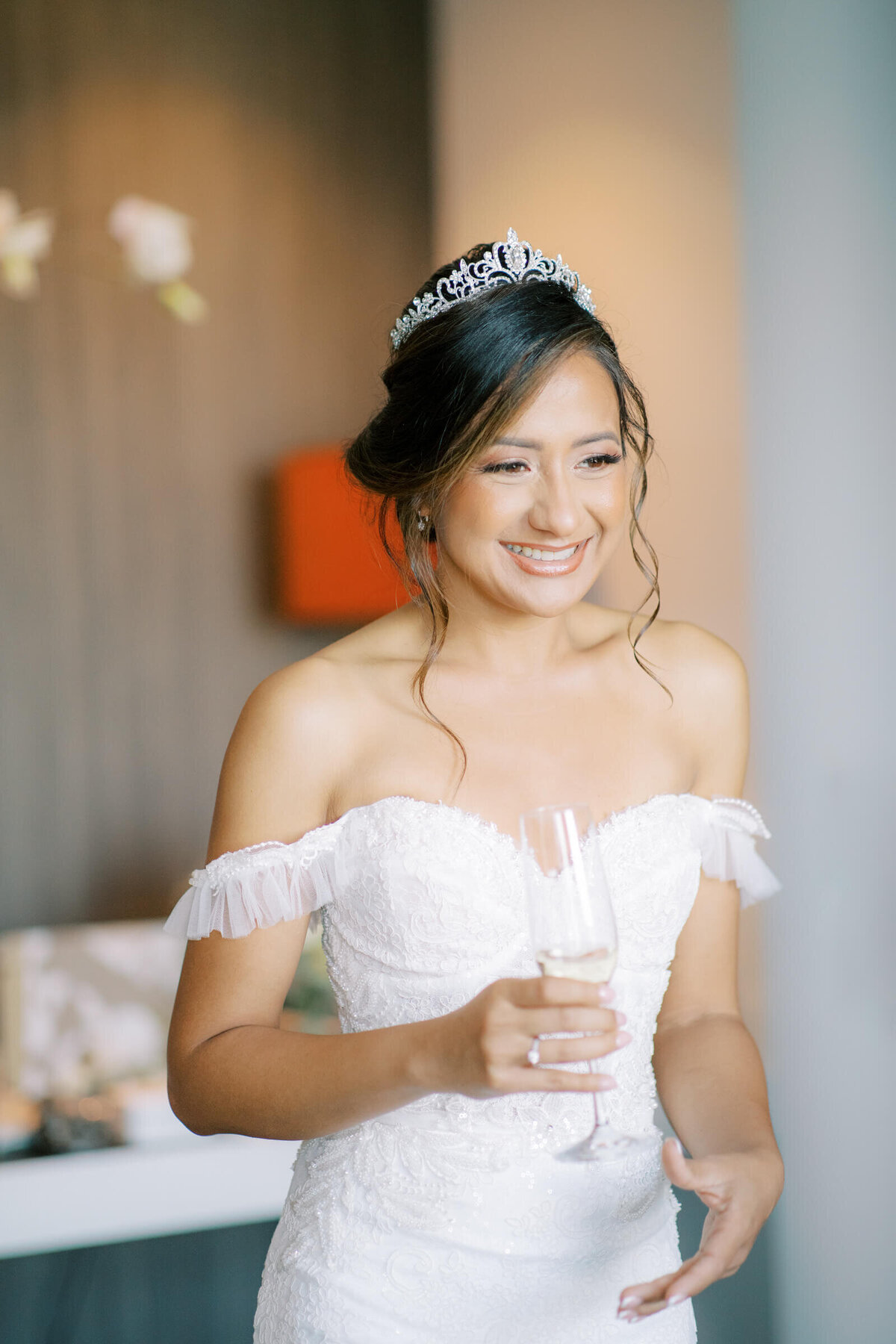 Bruiloft getting ready Van der Valk - Vildan Ersert Photography3