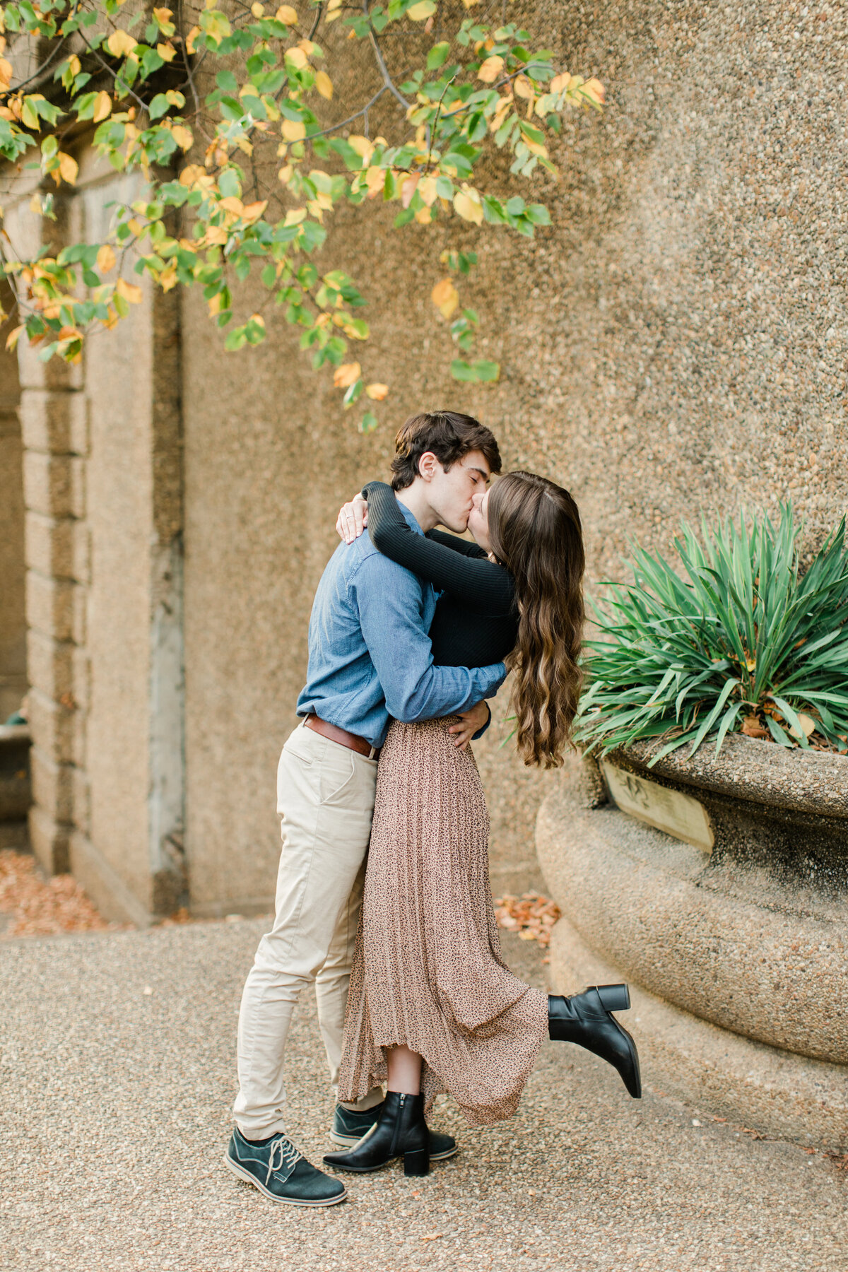 Alaina_Aleco_Meridien_Hill_Malcolm_X_Park_Washington_DC_Fall_Engagement_Session_AngelikaJohnsPhotography-4014