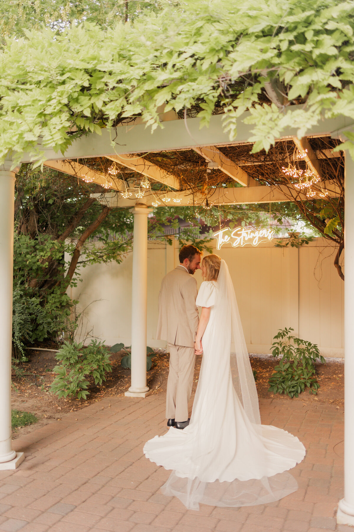 logan_utah_temple_wedding-106