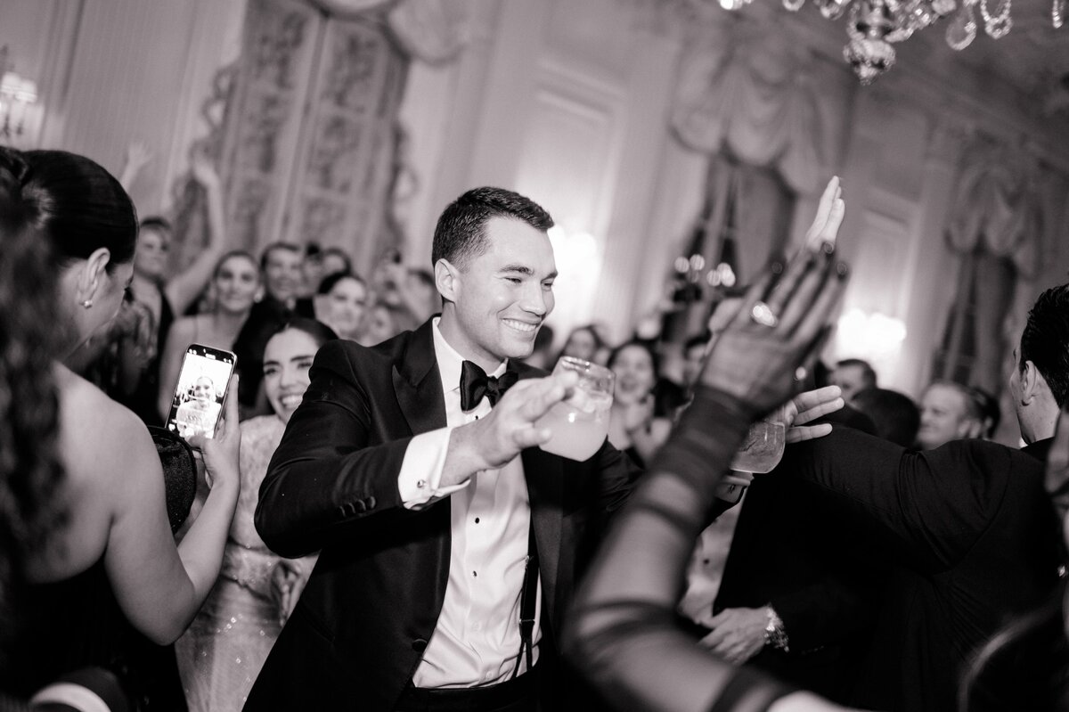 Showit-Template-for-Wedding-DJs-111