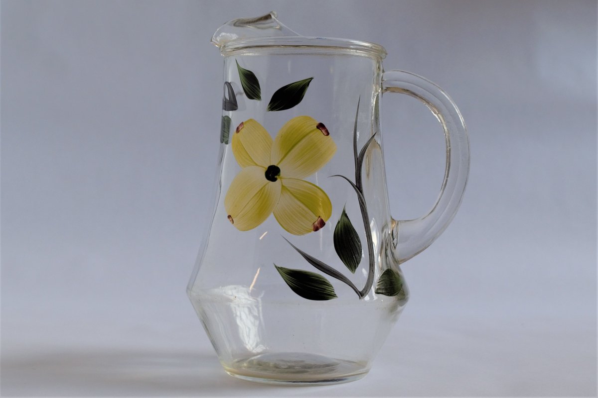 flower pitcher