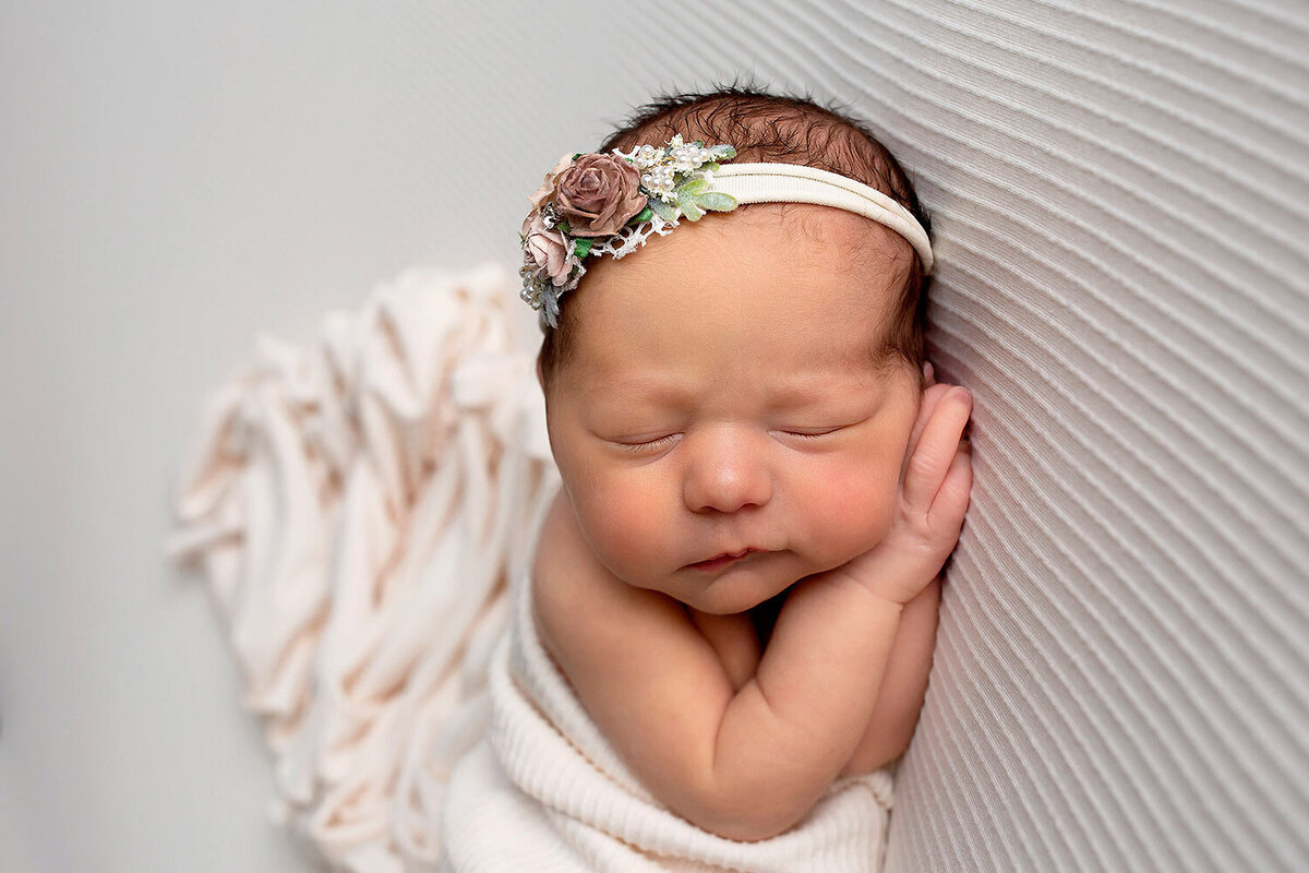 best charlottesville va newborn photography