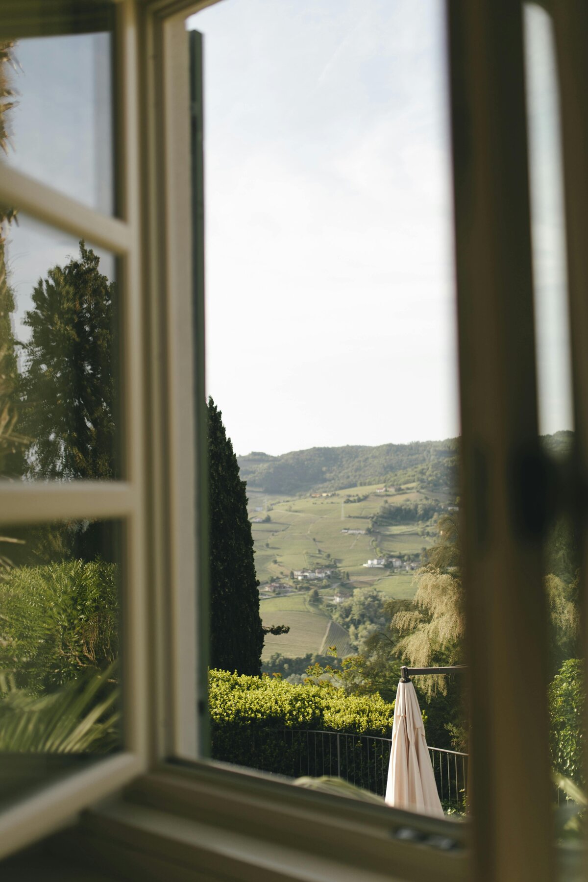 pexels-v-marin-701396667-31944668