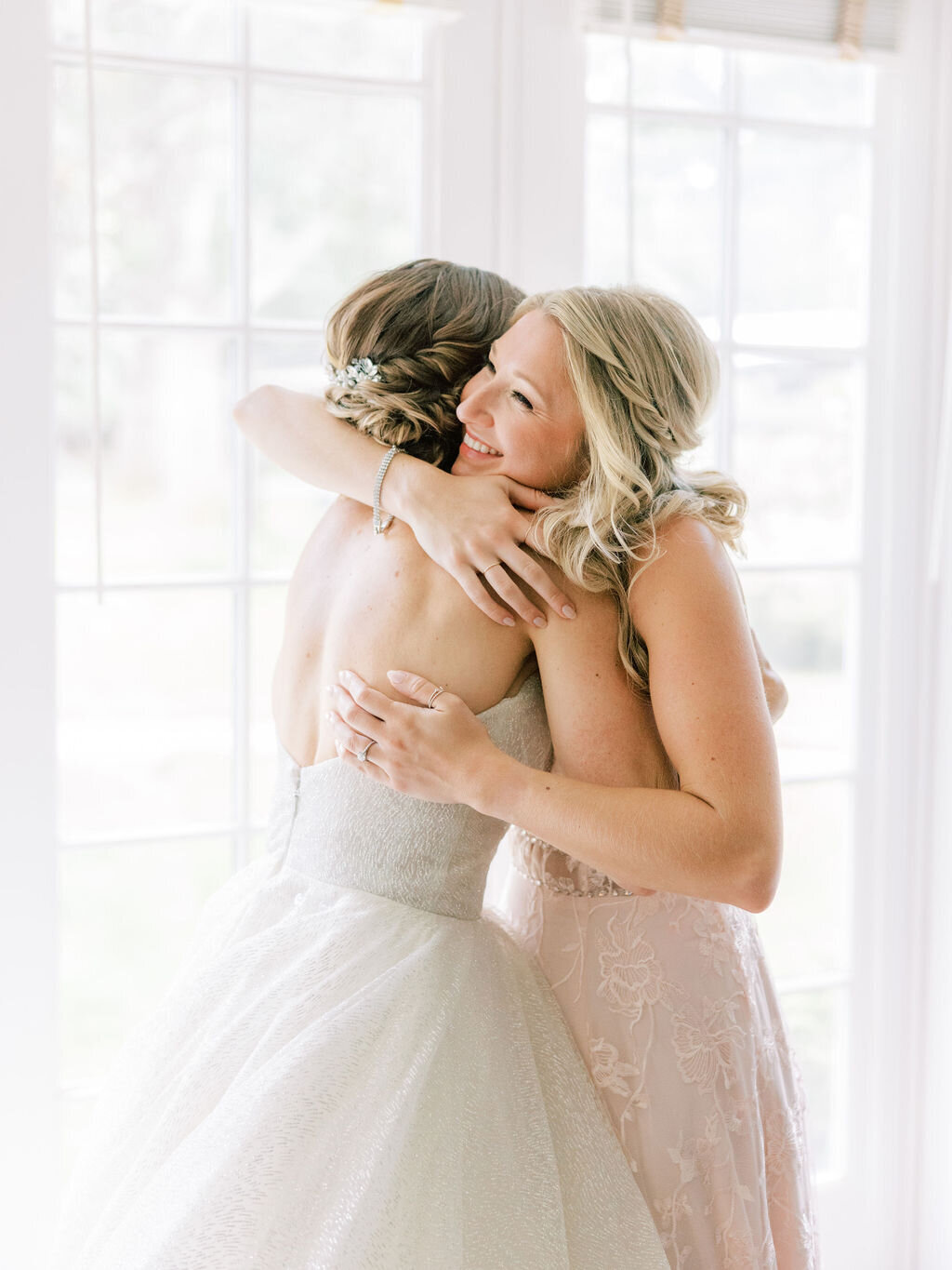 Erin&Austin_KeswickVineyardsWedding_SneakPeek-18