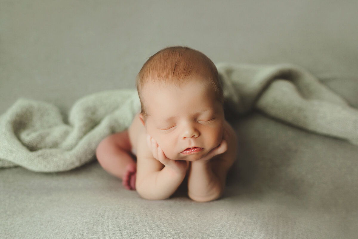 newborn photography buffalo ny-3