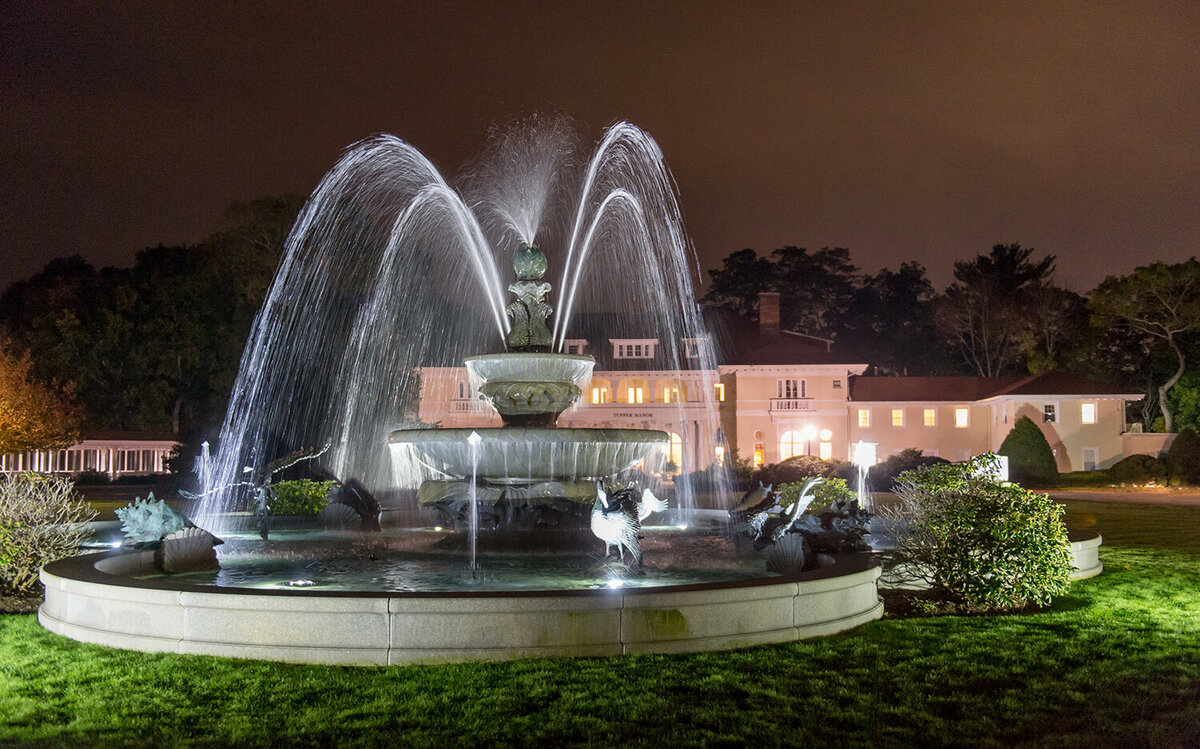 Ai_Tupper Fountain Evening_1