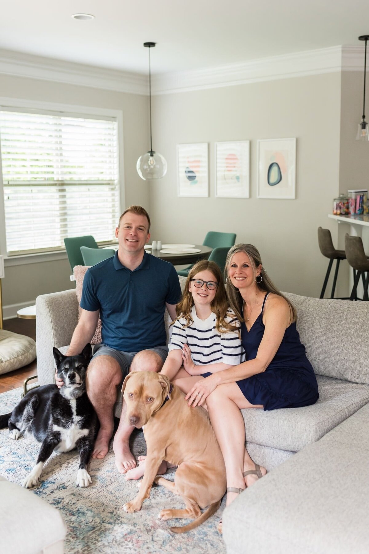 Nashville-Family-Photography-In-Home-with-pets+1