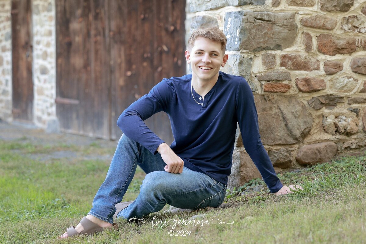 Lehigh-valley-photographer-lori-generose-lg-photography-senior-boy-macungie-pa