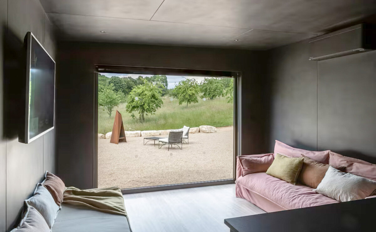 winter-yoga-retreat-cotswolds-cabins-5
