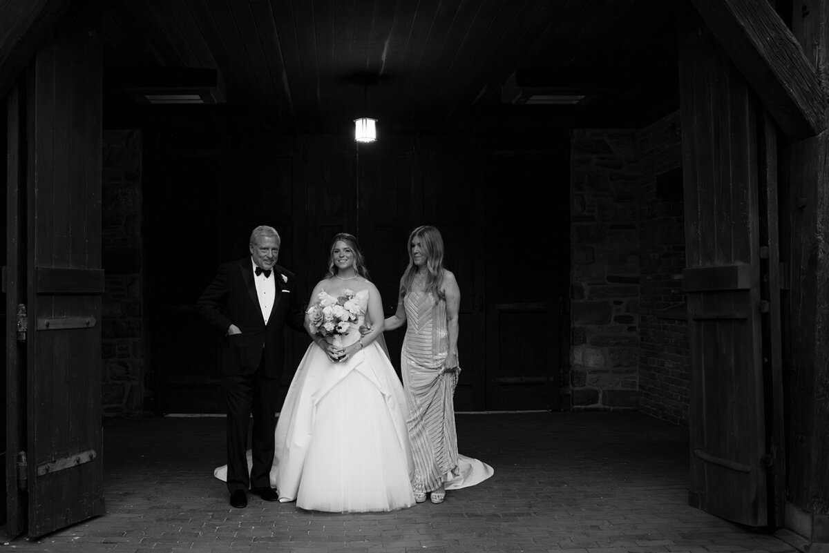 blue-hill-stone-barns-wedding-sava-weddings-nyc-wedding-photographer-626