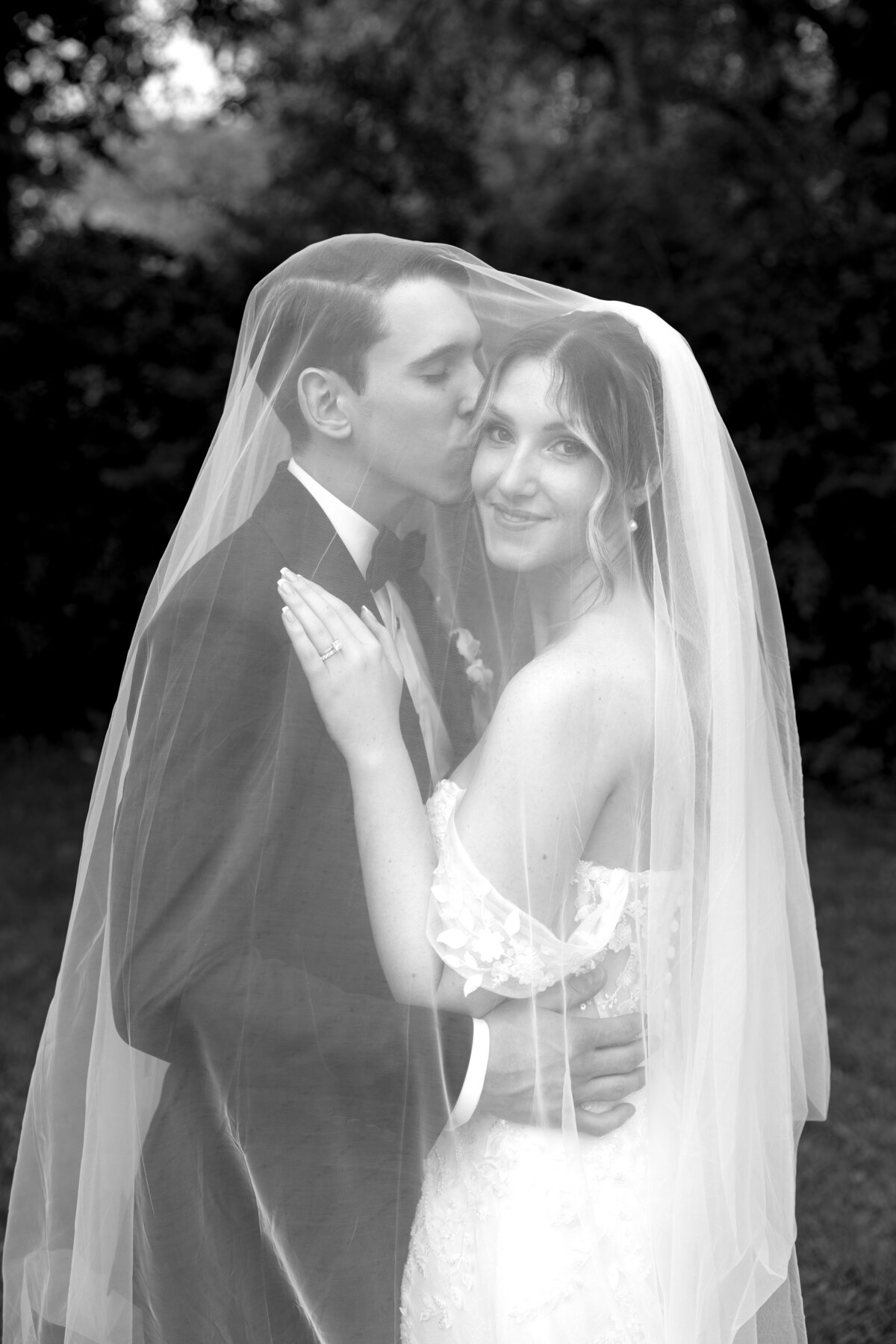 Nicole & Lucas Wedding Samples-196