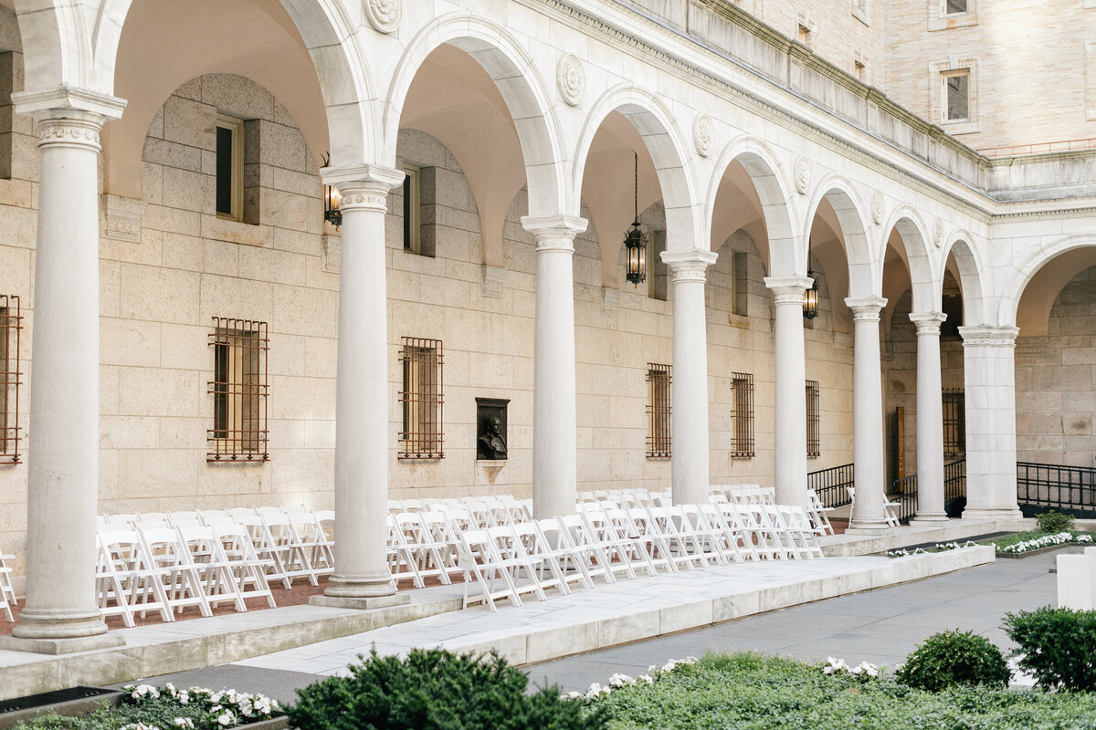 The-Boston-Public-Library-Wedding-Taylor-and-Joe-Emily-Wren-Photography-080