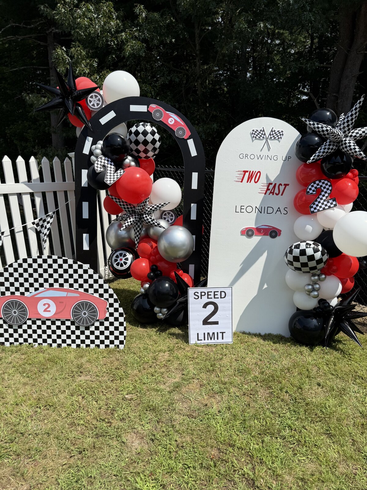 party decor - balloon installations - kids parties - Massachusetts -211