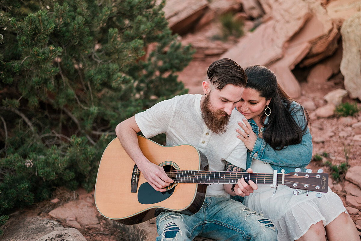 mattlindy-colorado-national-monument-engagement-photos_0072