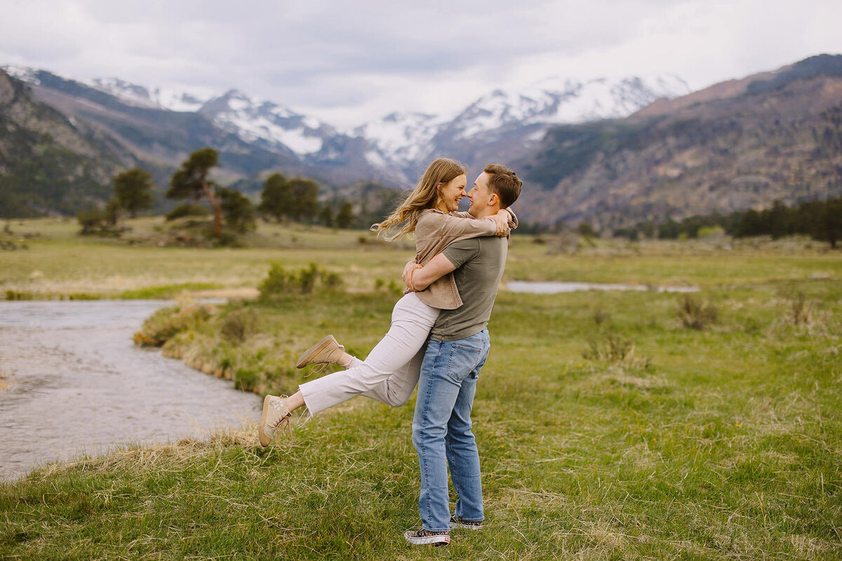 Fort Collins Engagement Wedding Photographer Denver LGBTQ Queer Same Sex Inclusive Estes Park Colorado Venue Planner RMNP Liz Osban 029
