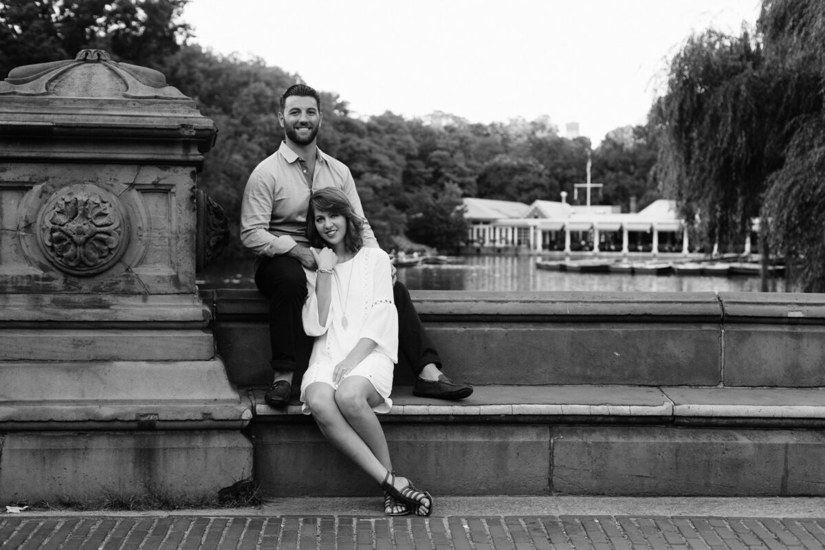 Central Park-NYC-Boathouse-Engagement-Wedding-Photographer-Kate Neal Photography