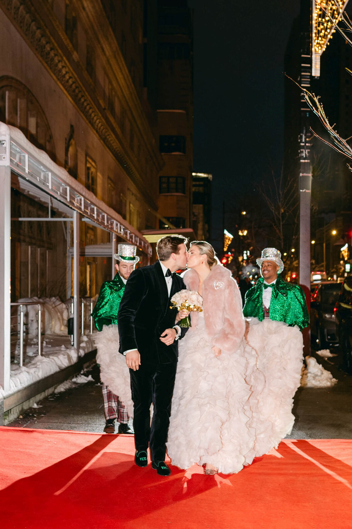 515-Notre-Dame-The-Ritz-Carlton-Montreal-Canada-Victoria-Philippe-Wedding-30