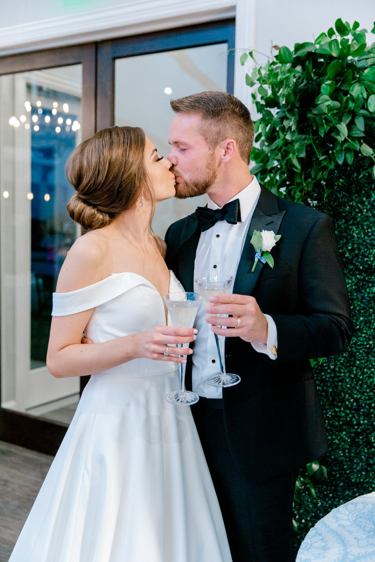 Lexi Broughton & Garrett Greer Wedding at Dove Ridge Vineyards | Sami Kathryn Photography | Dallas Wedding Photography-191