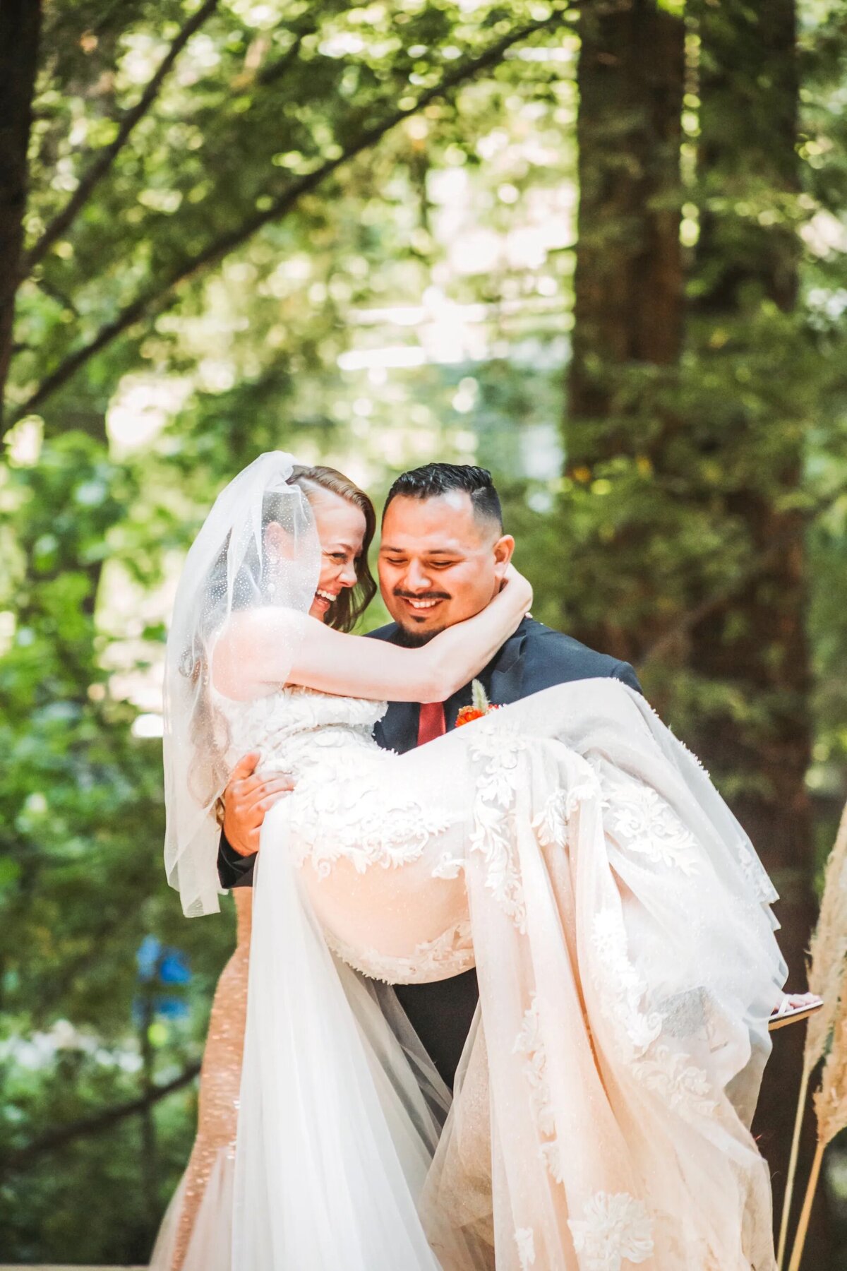 Zaine-and-Joey-Wedding-Old-Mill-Ampitheater-Mill-Valley-Small-070222-24