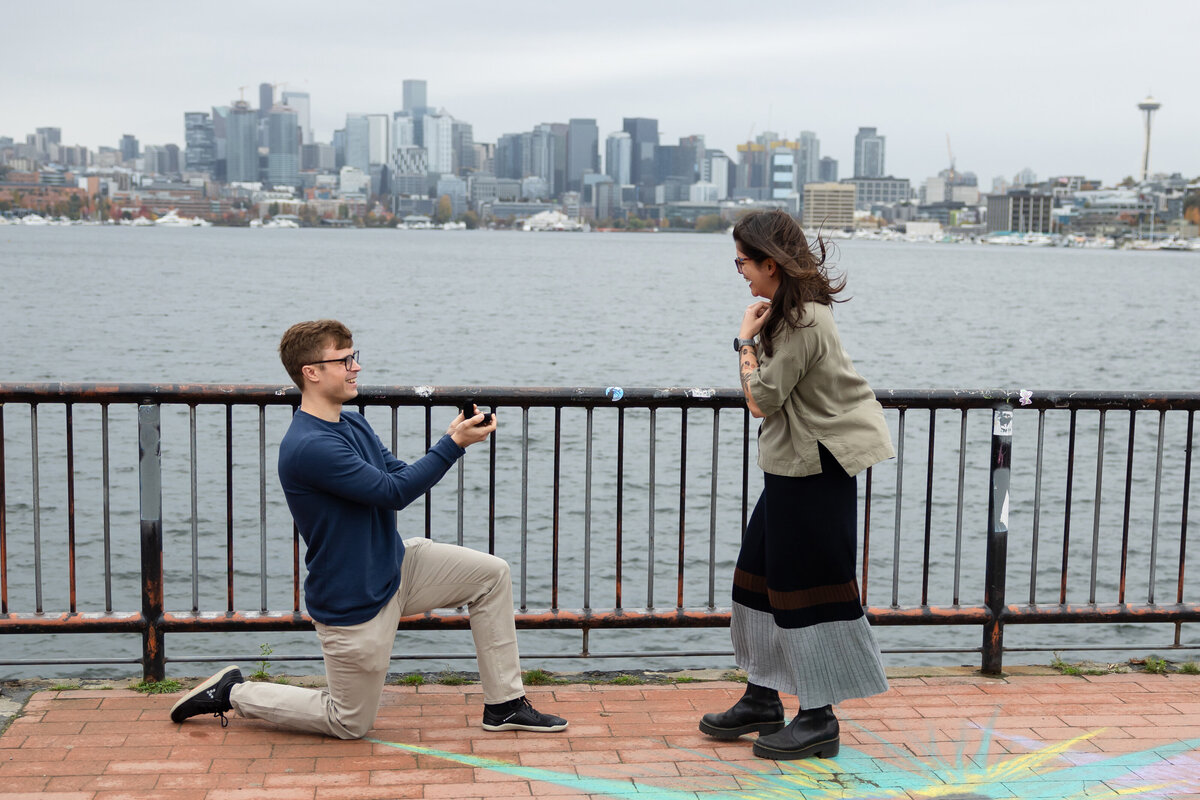 Surprise Seattle wedding Proposal, engagement photography Gas Works Park- 1