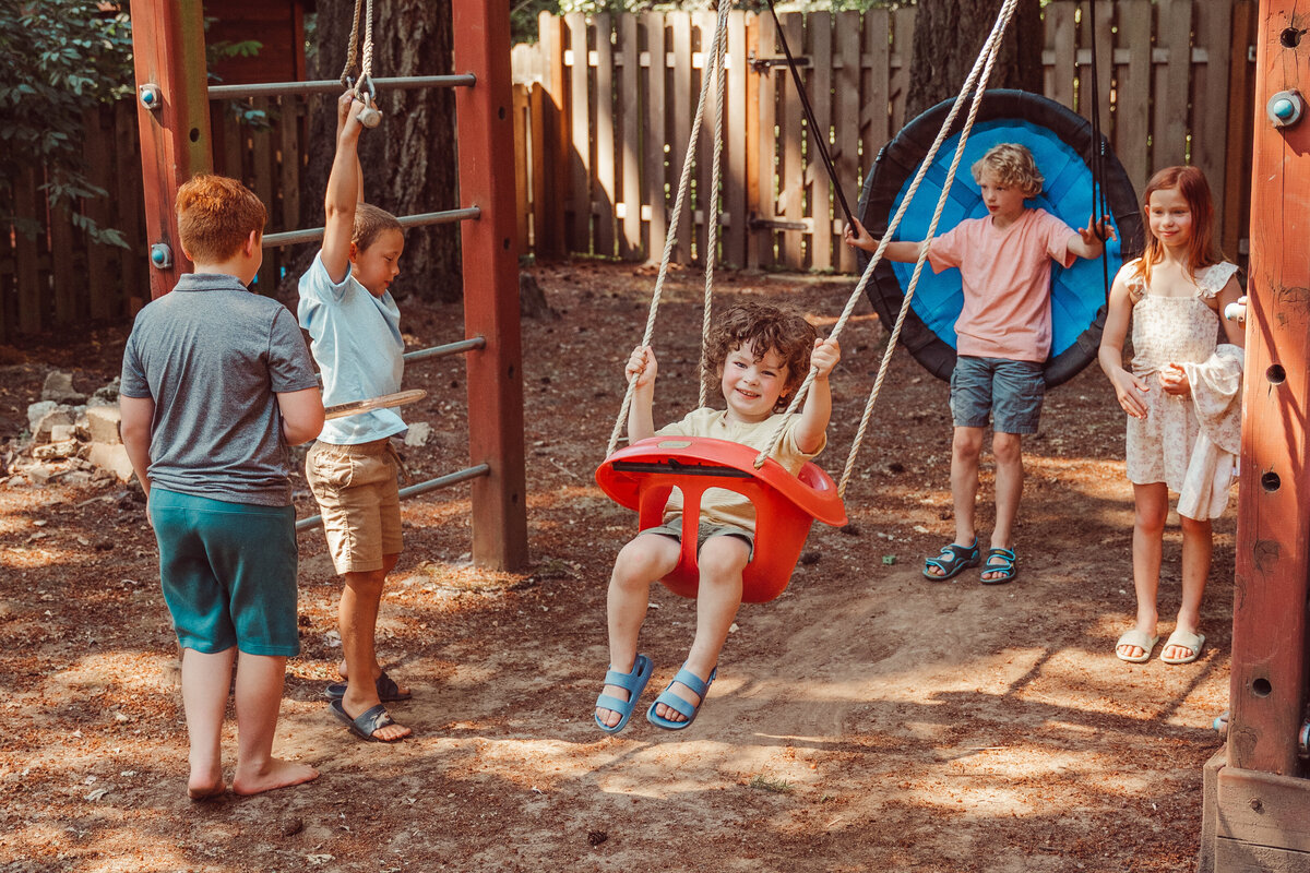 Portland-Back-Yard-Summer-Family-Photos-71
