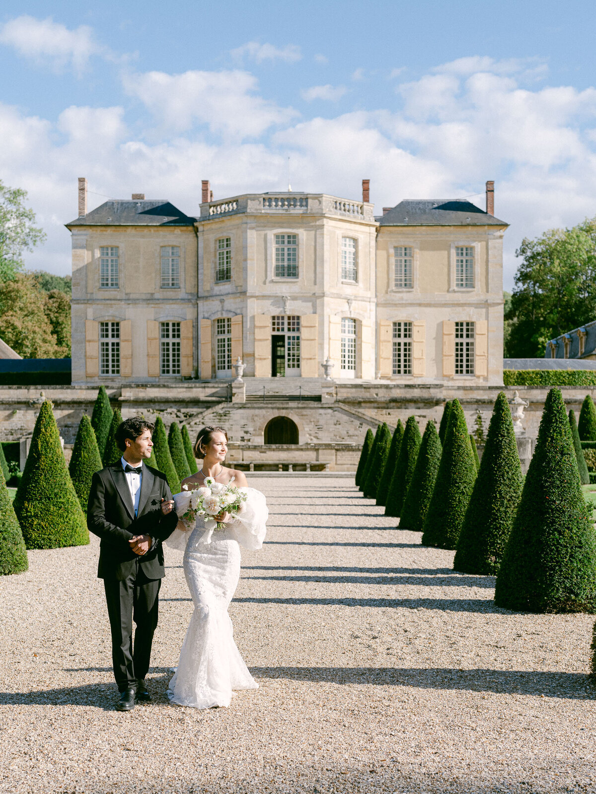 Alexandra-Vonk-wedding-Chateau-de-Villette-France-250